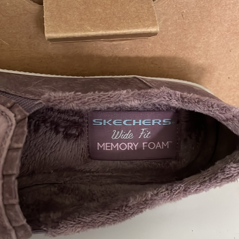 NEW Skechers Memory Foam Wide Fit - Picture 3 of 4